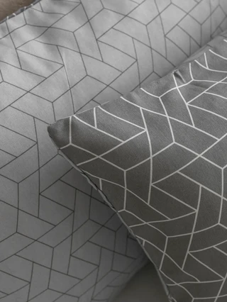 Gri Geometrik Desenli Çift Kişilik Nevresim Seti