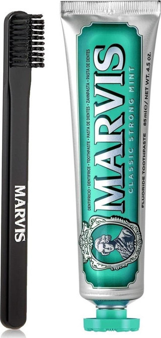 Marvis Classic Strong Mint Beyazlatıcı Diş Macunu 85 ml Ve Black Orta Sert Diş Fırçası