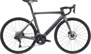 BIANCHI OLTRE RACE 105 DISC KARBON ERKEK YOL YARIŞ BİSİKLETİ 530H HD 28 JANT 12 VİTES GRAPHITE MAT