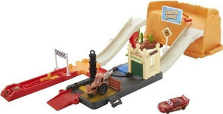 Cars Yarış Heyecanı Oyun Set HDN02