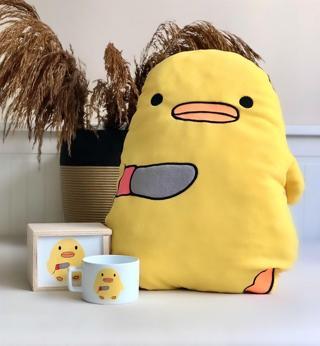 Civciv Tasarımlı Kutulu Kupa Ve Yastık Set