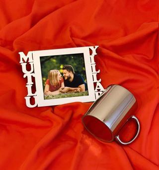 Mutlu Yıllar Fotoğraf Standlı Mdf Gümüş Çerçeve Ve Gümüş Kupa Set