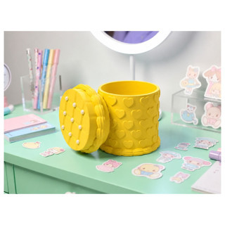 Alvera Kabartma Kalp Desenli Kapaklı Kalemlik – 3D Baskı Masaüstü Organizer - Sarı