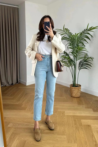 Mavi Kar Yıkama Likralı Mom Jeans Pantolon
