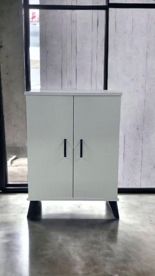 Esyah Raflı Mutfak Dolabı