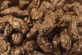 Yerli Siyah Üzüm Çekirdekli Antep Karası 500 gr..