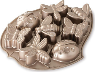 Nordicware Uğur Böceği Kek Kalıbı  
