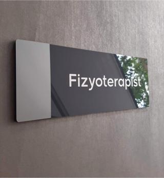 Yönline Klasik Seri Fizyoterapist Kapı Isimliği