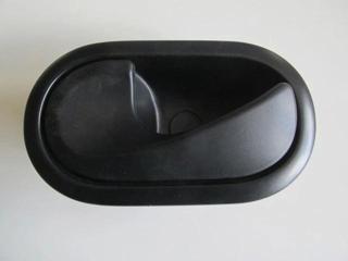 Renault Clio- 3- Hb- 2006-2009  Ön Kapı İç Açma Kolu Sol Siyah (Elceği Siyah) (Oem No:8200491985)
