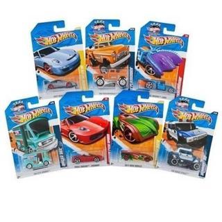 Mattel Oyuncak Hot Wheels Tekli Arabalar 5785 (Karışık Model 1 Adet)