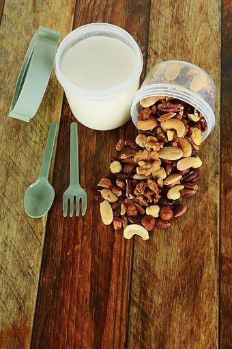 Ar Armese Atıştırmalık Yemek Yoğurt Saklama Müsli Kabı Diyet Kabı Kaşıklı Çatallı Büyük Boy 1100 Ml