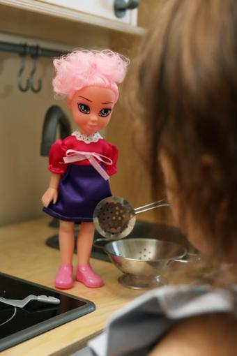 Global Toys Oyun Arkadaşım Mini Eliza Oyuncak Et Bebek