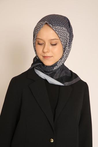 Akel Siyah Gri Geçişli Geometrik Desenli Eşarp – Modern ve Şık Seçim