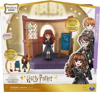 Spin Master Harry Potter Büyücülük Dünyası Tılsım Sınıfı Oyun Seti - Hermione 6061846