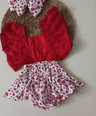 MARS BABY Kız Bebek Kırmızı Çilek Desenli Fırfırlı Salopet Bandana Takım