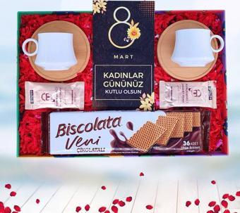Biscolata Veni, Beyaz İki Kişilik Türk Kahavesi Fincan Takımı Kadınlar Günü Seti