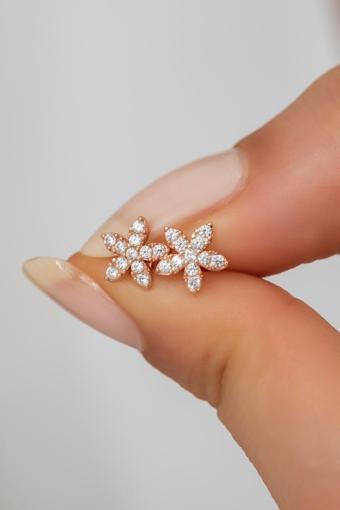 925 Ayar Gümüş Minik Rose Kır Çiçeği Küpe