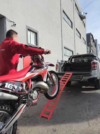 Torque-MX Motosiklet Yükleme Rampası LR1 Kırmızı