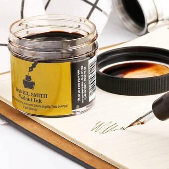 Daniel Smith Walnut Ink Ceviz Mürekkebi 59 ml