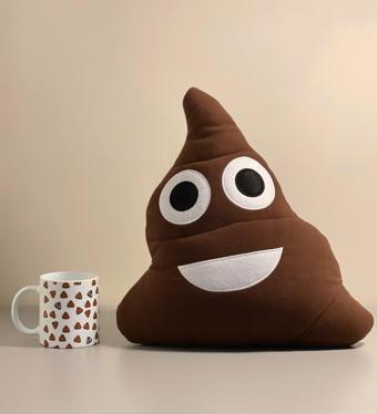 Poo Tasarımlı Yastık Ve Kupa Set