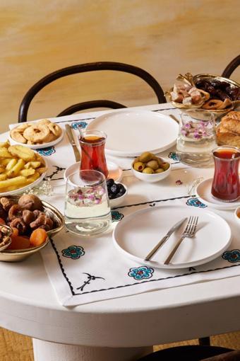 Karaca Cordelia White 26 Parça 6 Kişilik Porselen Kahvaltı/servis Takımı
