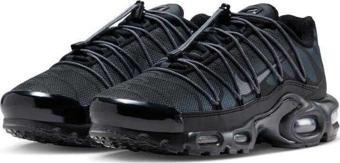 Nike Air Max Plus Surfaces With Toggle Laces and in "Black/Metallic Silver" FZ2770-001