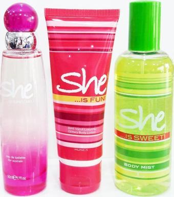 She Special Pembe 50 ml Edt + Vücut Spreyi 150 ml Body Mist+75 ml Losyon