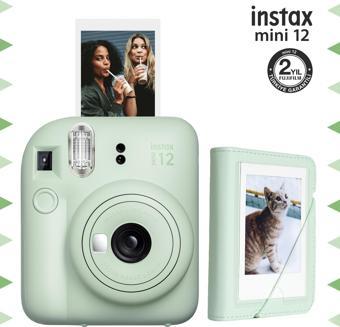 Instax mini 12 Yeşil Fotoğraf Makinesi ve 28'li Mini Albüm Seti