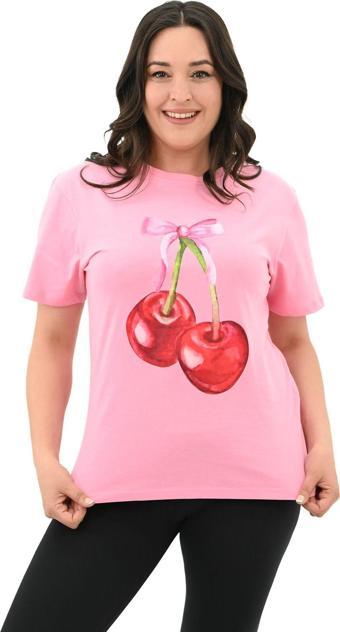 Koza Butik Kadın Büyük Beden Kiraz Baskılı T-Shirt 1785-24 Pembe 3XL