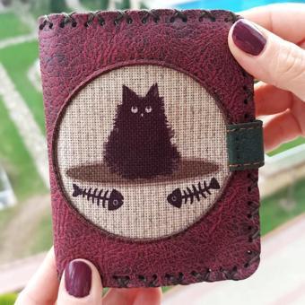 El Yapımı Kadın Cüzdan Vegan Deri Tombul Kedi Görselli Bordo Renk
