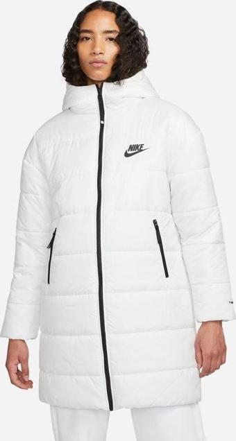 Nike Sportswear Therma-FIT Repel Kadın Mont