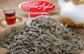 Haluk Aydın Kuruyemiş Kavrulmuş Yerli Tuzlu Siyah Ay Çekirdeği 1 KG