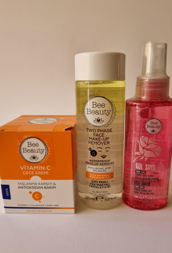 Bee Beauty Çift Fazlı Yüz Makyaj Temizleyicisi 150 ml Vitamin C Gece Kremi 50 ml Gül Suyu 100 ml