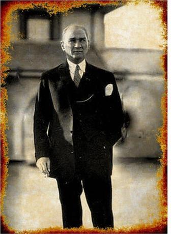 Bedeko Gazi Mustafa Kemal Atatürk Art Mdf Poster