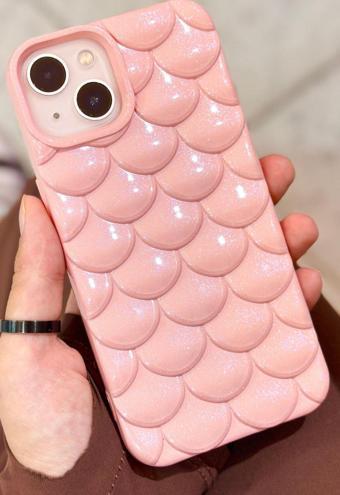 iPhone 13 Balık Sırtı Desenli Parlak İşlemeli 3 Boyutlu Kamera Çıkıntılı Kaliteli Fish Kılıf