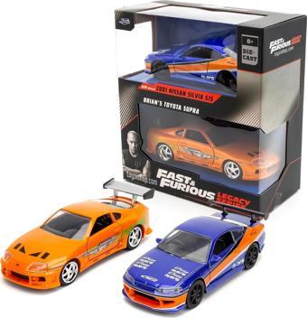 Jada F&F Legacy Series - 2001 Nissan Silvia & Brian's Toyota Supra 1/32 İkili Araba Seti