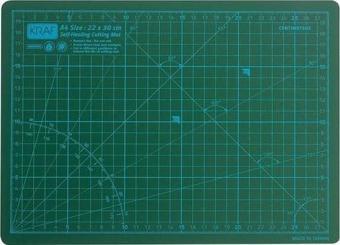 KRAF KESIM TABLASI CUTTING MAT A4 30x22 3004G