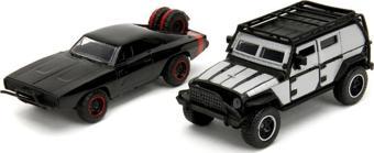 Jada 1:32 Fast & Furious Legacy Series Twin Pack W2/2 Dom's Dodge Charger R/T & Tej's Jeep Wrangler