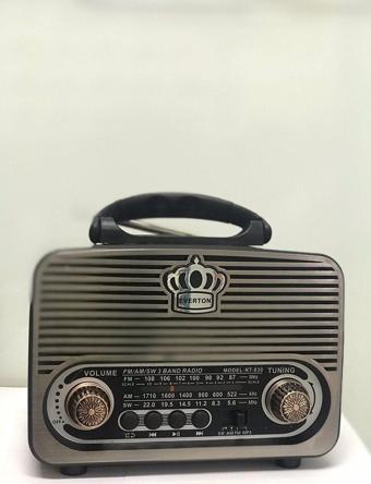 Everton Rt-830 Güneş Enerjili Panelli Bluetooth Fm-usb-Tf Card-Aux Nostaljik Radyo