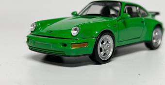 Welly 1/36 Porsche 911 Turbo