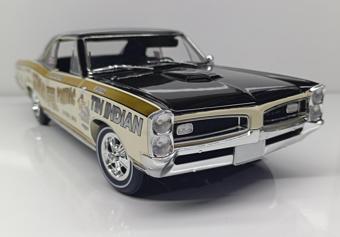 Highway 1:18 1966 PONTİAC GTO İndia (DİECAST METAL ARABA) 