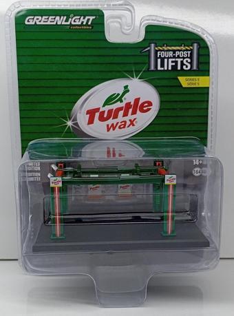 Greenlight 1:64 Ölçek Turtle Wax Four Post Lifts Metal Model