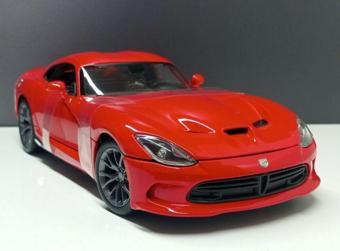 Maisto 1:18 2013 Dodge Srt Viper Gts