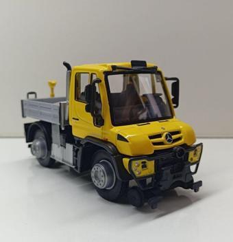 Maisto Unimog Mercedes-Benz Kasalı Model