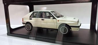 Sunstar 1:18 1989 Lancia Delta Hf İntegra Sv (Diecast Metal Model)