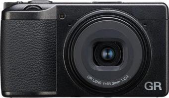 Ricoh GR III HDF Dijital Fotoğraf Makinesi