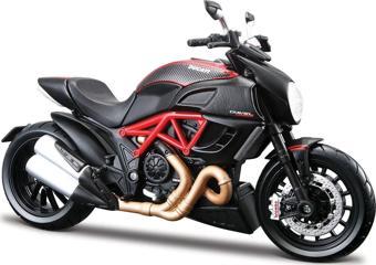 Ducati Diavel Carbon Model Kit Motosiklet 1/12 39196