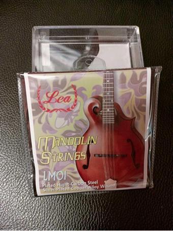 LEA Lm01 Model Standart Mandolin Tel Seti-Pena Hediyeli