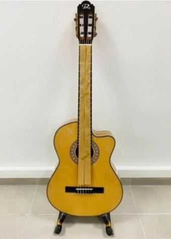 PUKA R-936C Sedir Kapak 4/4 Tam Boy Kaliteli Klasik Kesik Kasa Gitar
