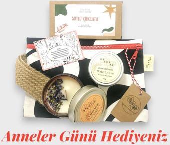 Guruyemiş Box Anneler Günü Bir Dolu Hediye Çantası (Clutch El Çantası - Dekoratif Mum - Wake Up Bitki Çayı - Çikolata)